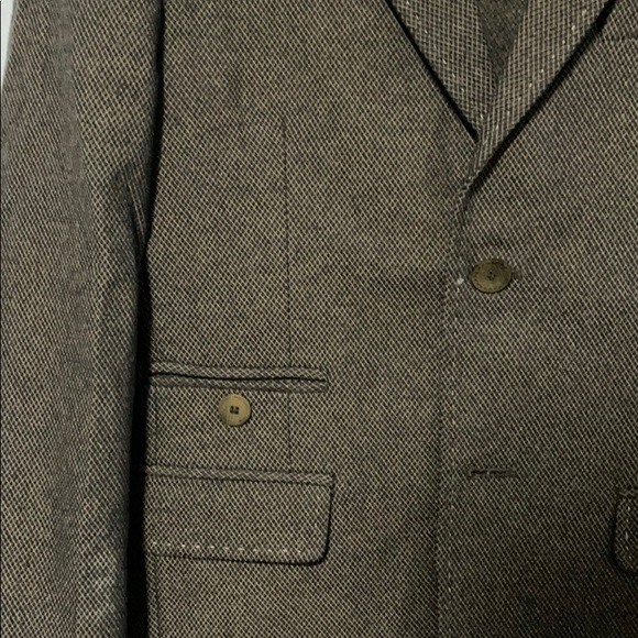 Blazer - Picture 3 of 3